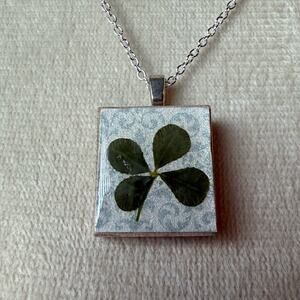 Hand-Crafted Real 4 Four Leaf Clover Scrabble Tile Pendant w/ Silver Chain #27